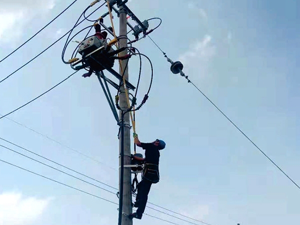 送電現(xiàn)場